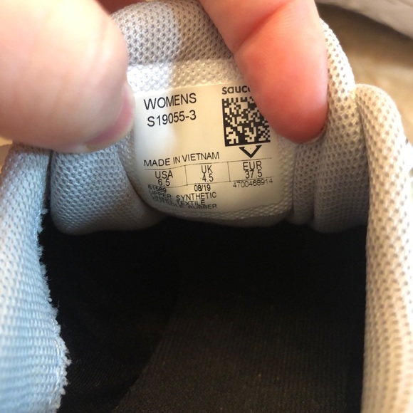 Saucony Women’s Track Spikes - Picture 4 of 5